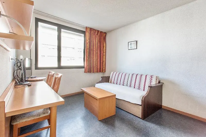Appart'City Confort Lyon Gerland 3*,